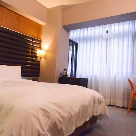 新麗旅店 Newful Hotel Taipei Bagian luar foto
