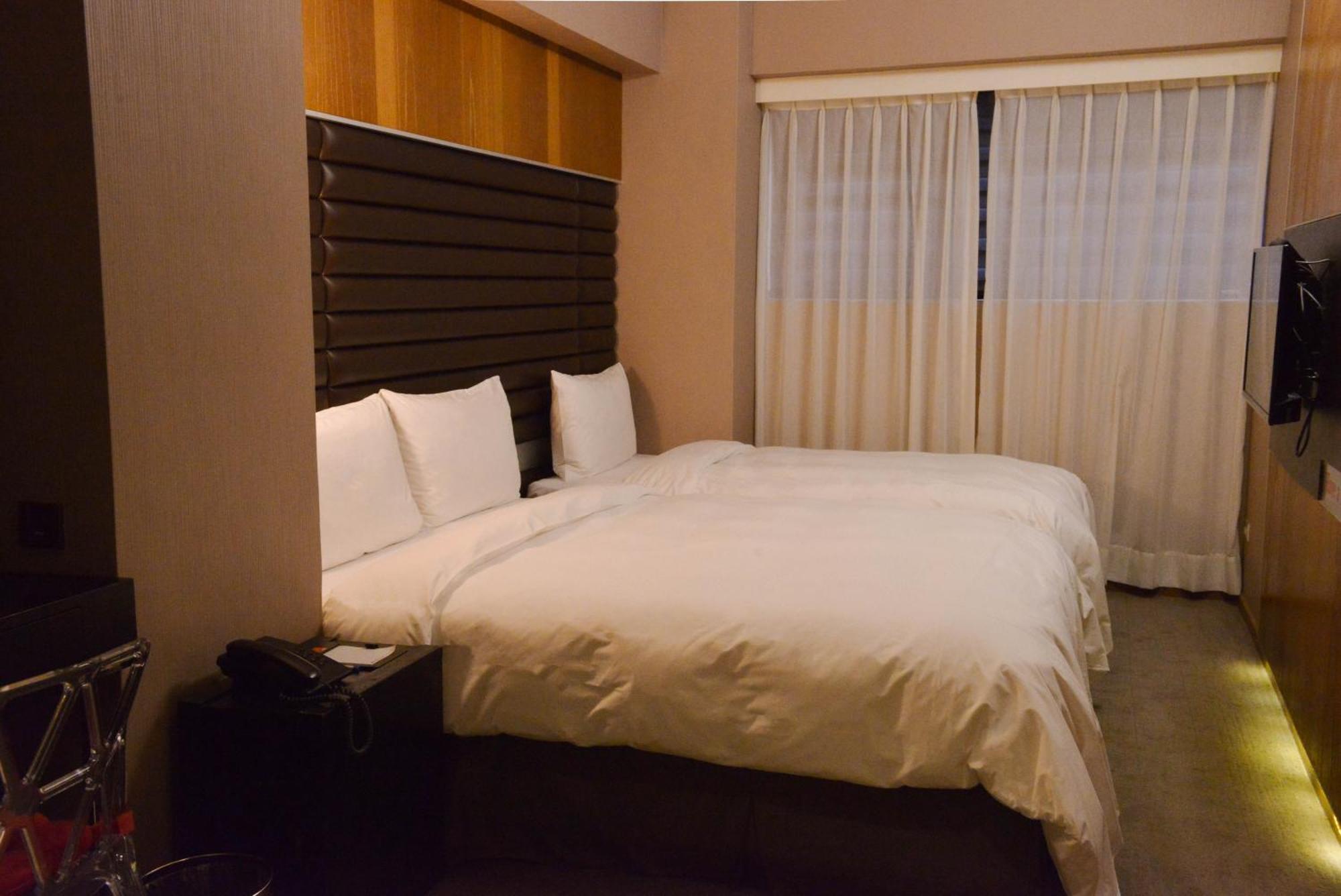 新麗旅店 Newful Hotel Taipei Bagian luar foto