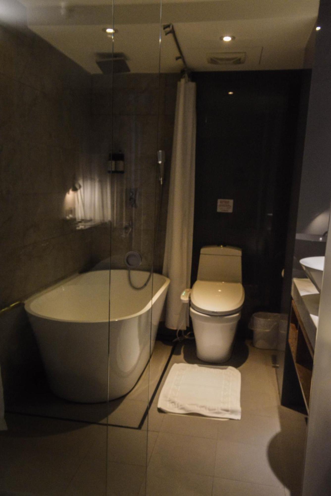 新麗旅店 Newful Hotel Taipei Bagian luar foto